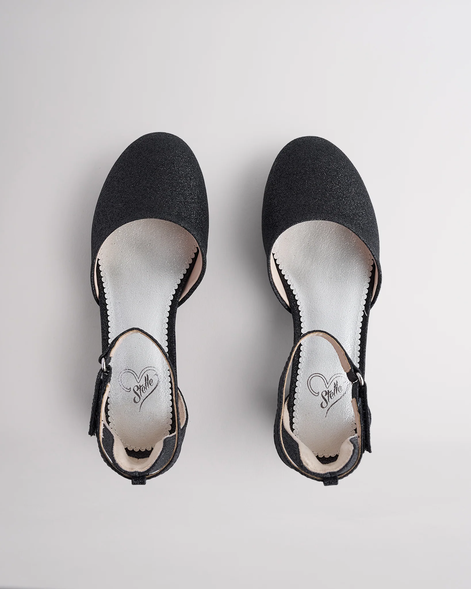 Girls Low Block Heel Dress Shoes - Image 4