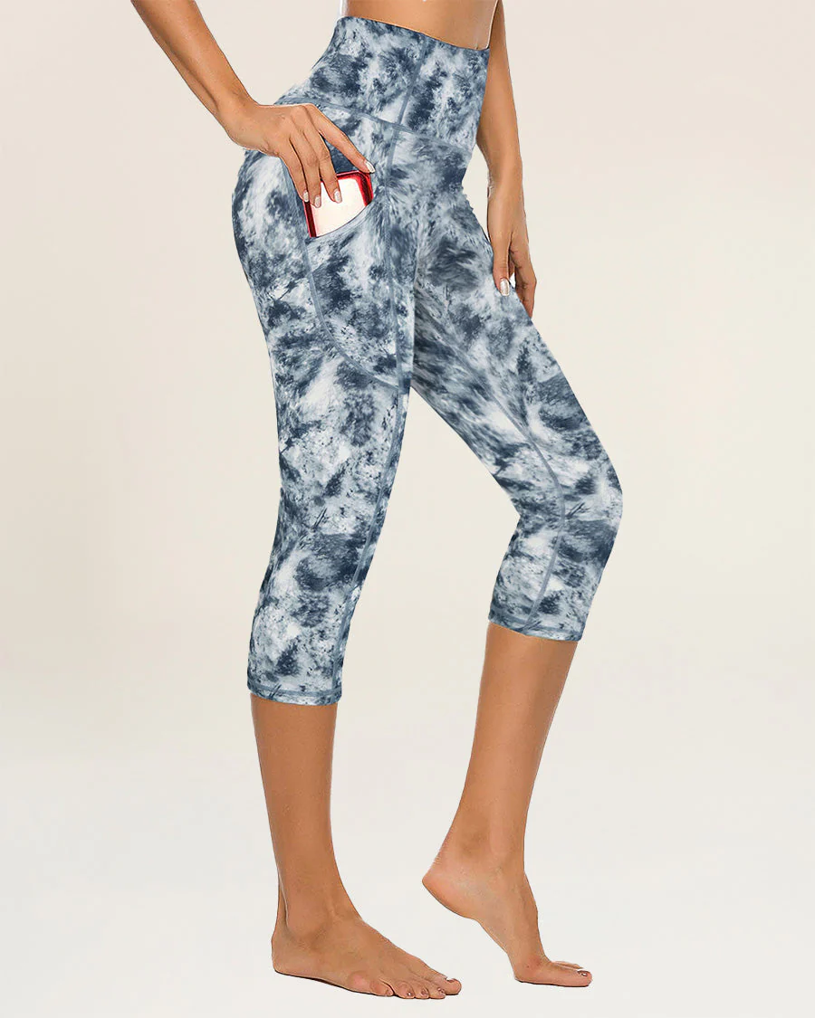 Performance High Rise Capri Leggings