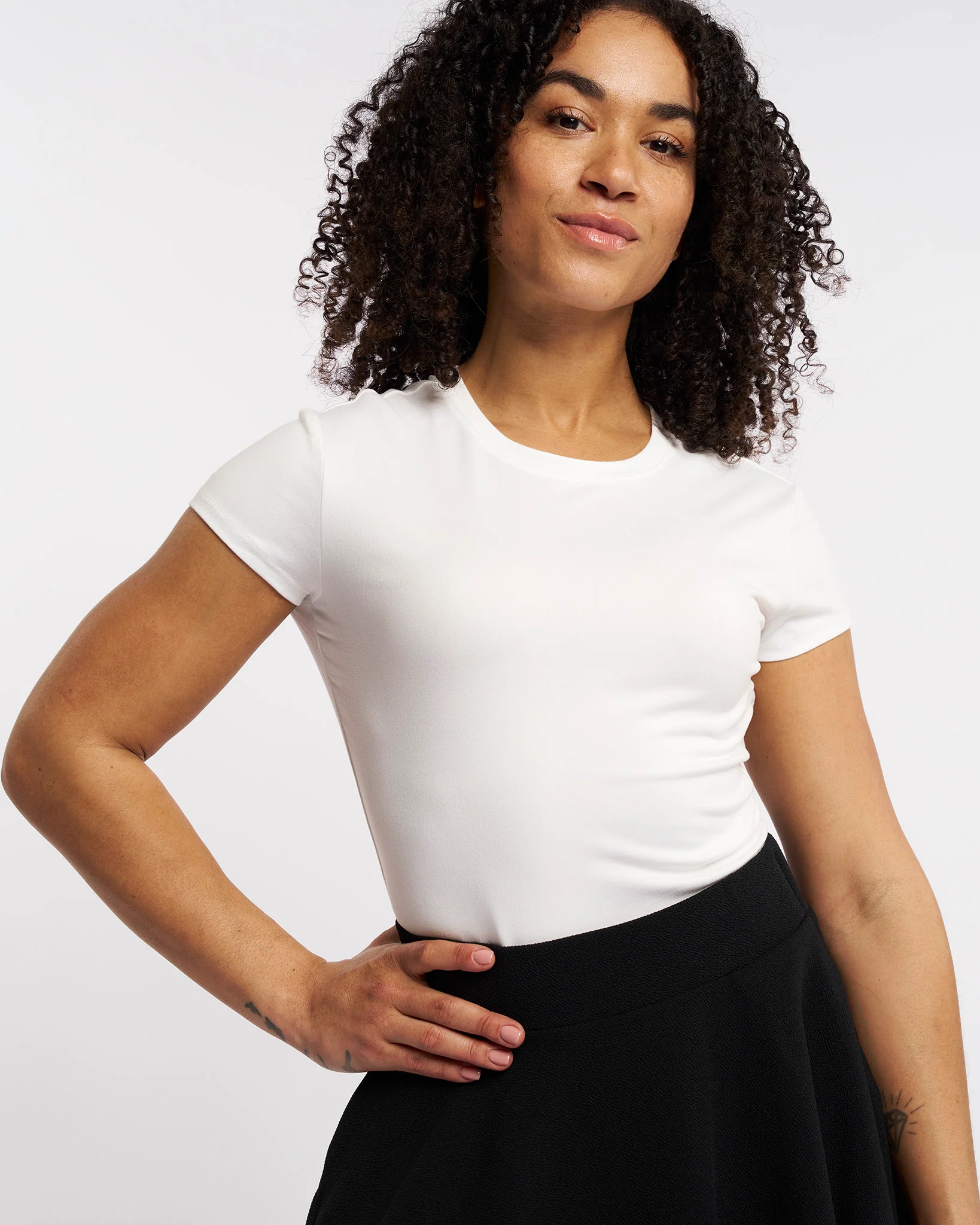 Short Sleeve Cropped Fitted T-Shirt