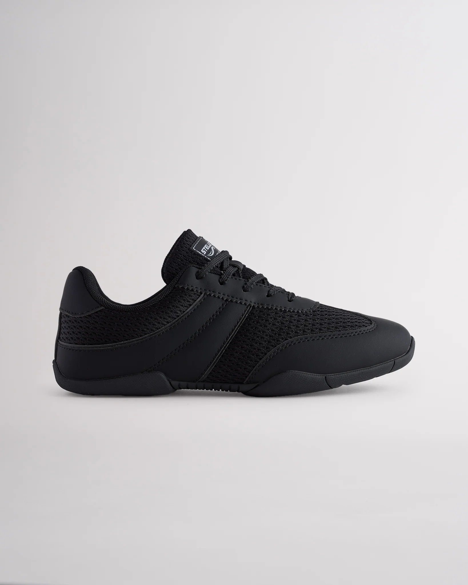 Studio Air Mesh Cheer Shoe