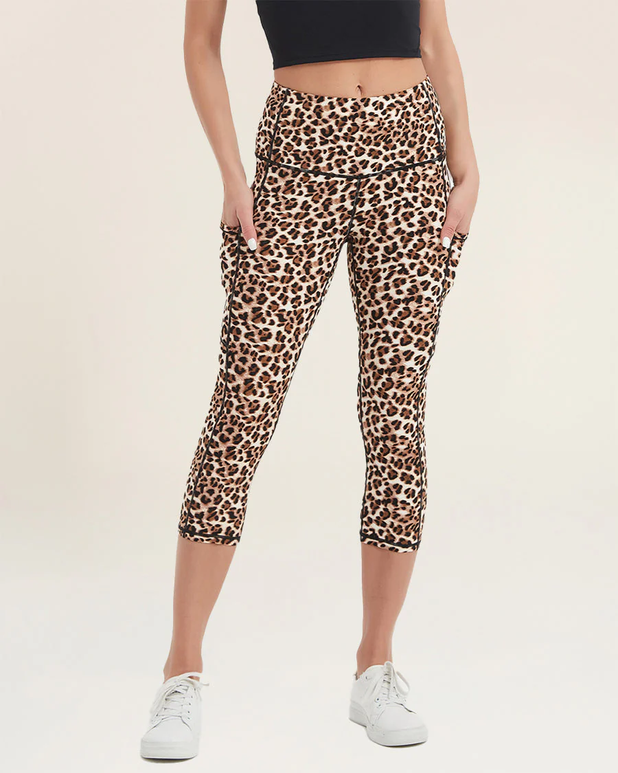 Performance High Rise Capri Leggings